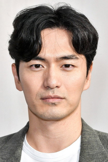 Lee Jin-uk as Park Gyeong-seok / Player 246