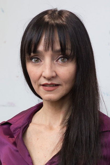 Maria de Medeiros como Fabienne