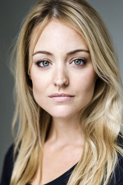 Christina Wolfe as Kate