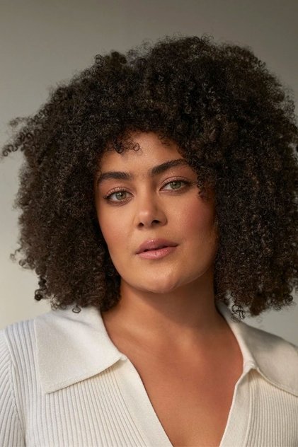 Izuka Hoyle as Camille