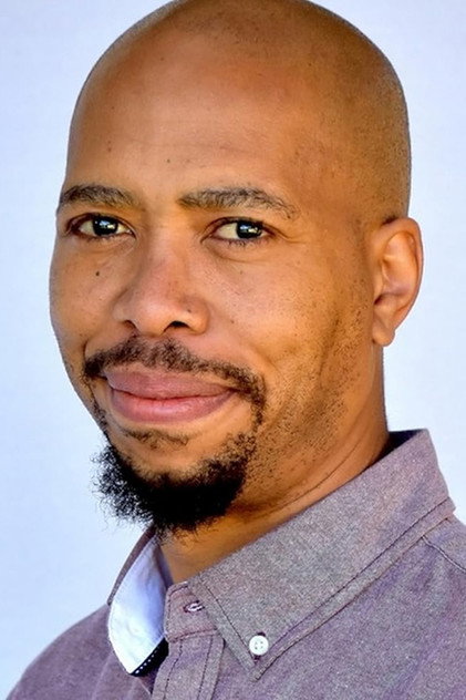 Mothusi Magano as Vusi Matsoso