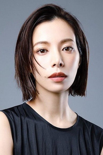 桜井ユキ como Ayano Yoshino
