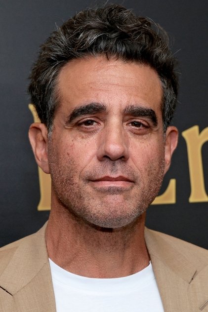 Bobby Cannavale as Detective Vicars