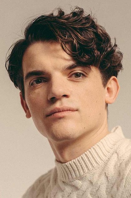 Edward Bluemel as Richter Belmont (voice)