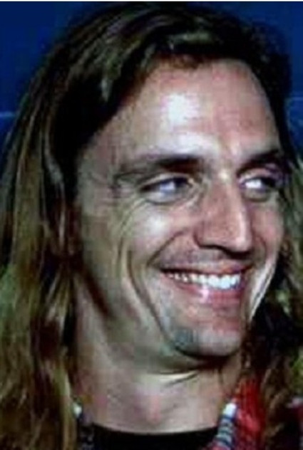Dan Bell como Smiley