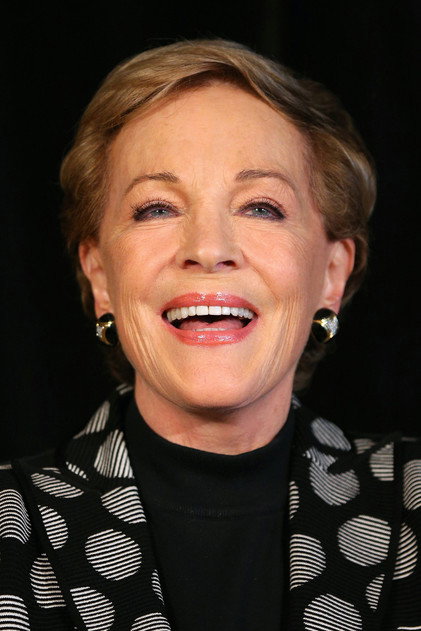 Julie Andrews como Narrator