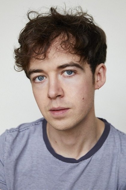 Alex Lawther como King Charles VI
