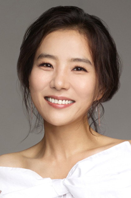 Seo Jeong-yeon dans le rôle de Do Jeong-hwa