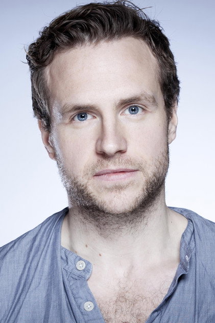 레이프 스폴 역 Ian Whitehead
