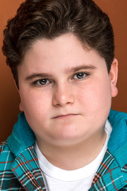 Max Malas como Jerome