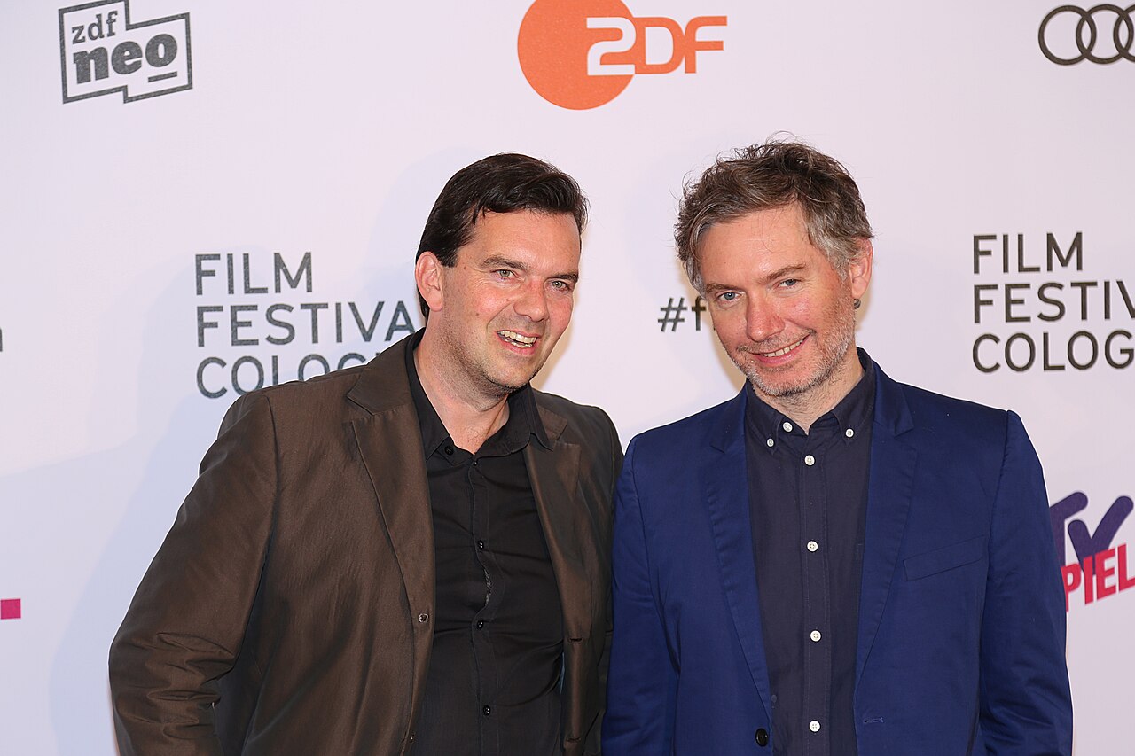 Kevin Macdonald filma a Guardiola como si fuera un papel de De Niro para Prime Video