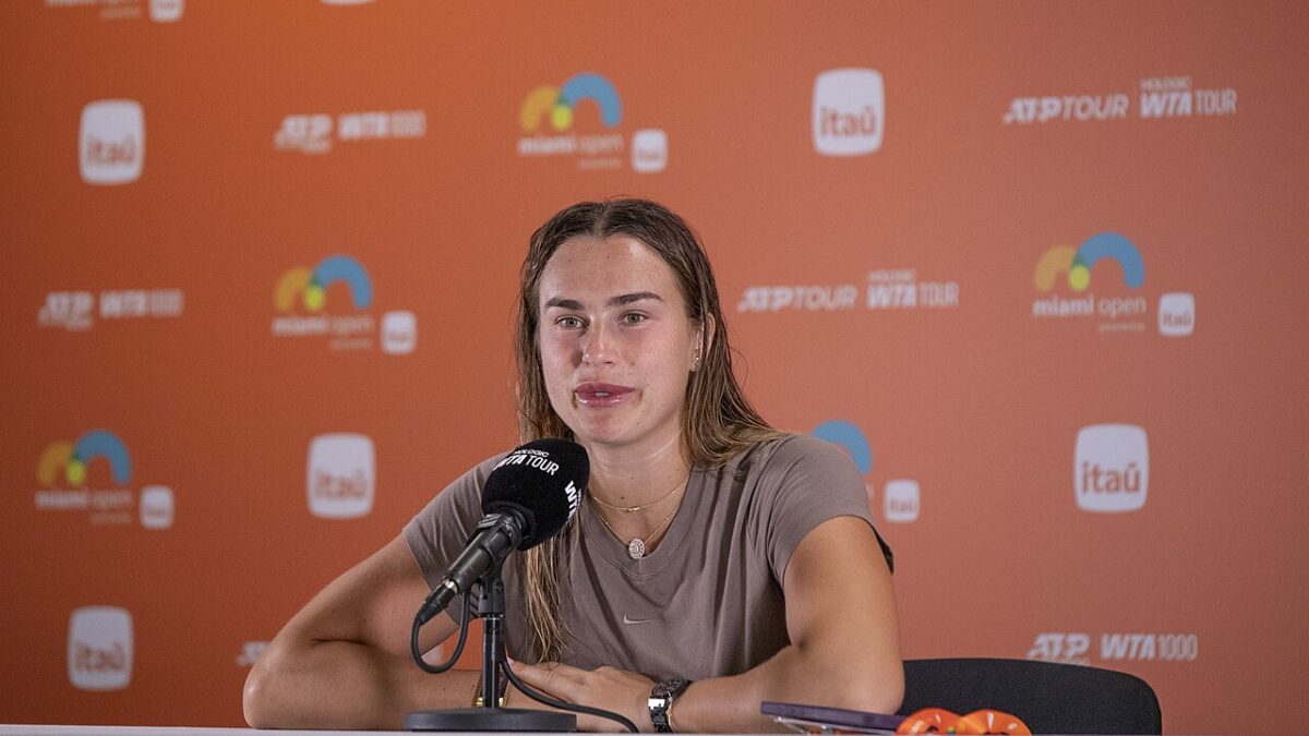 US Open: Aryna Sabalenka nefret edenleri unvan savunmasında yakıta çeviriyor