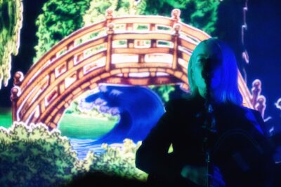 Phoebe Bridgers обнажает «Lost Boys» до костей, и тишина бьёт сильнее