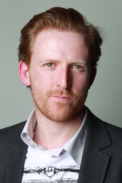 Tom Goodman-Hill dans le rôle de Tom Blice