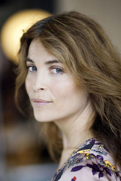 Irina Björklund como Rebecca Björklund