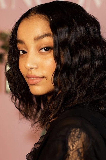 Razan Nassar como Chloe