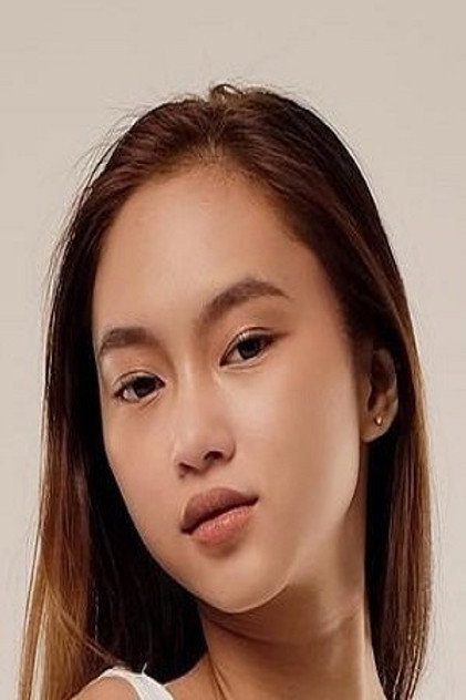 Cess Garcia como Diane