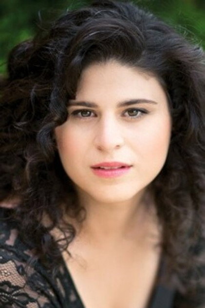 Olivia Stambouliah as Lieutenant Dhazghig