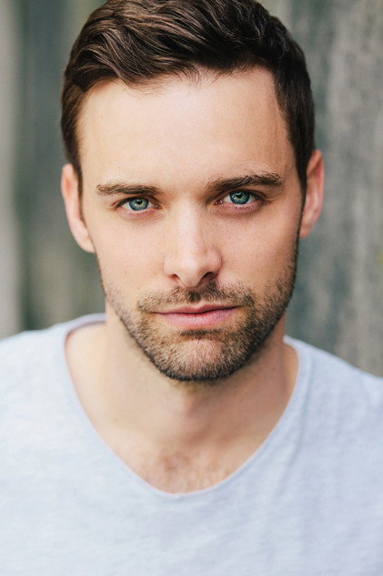 Andrew Dunbar como Deputy Larsson