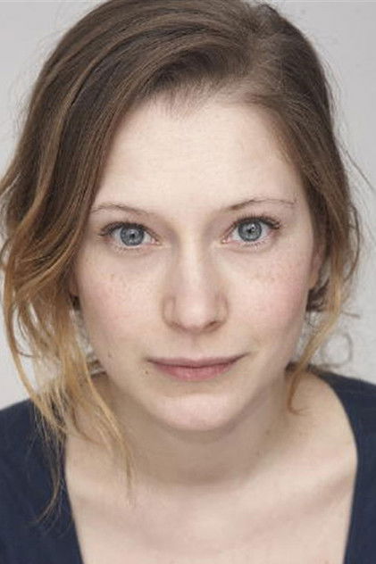 Ophélia Kolb como Collette Brancillon