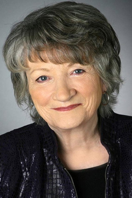 Peg Holzemer como Angry Gran