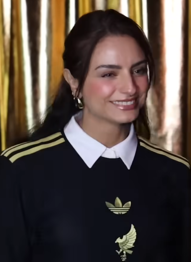 Aislinn Derbez