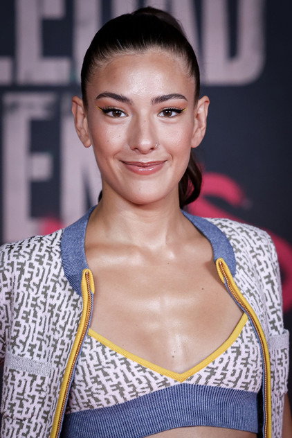 Candela González como Vio