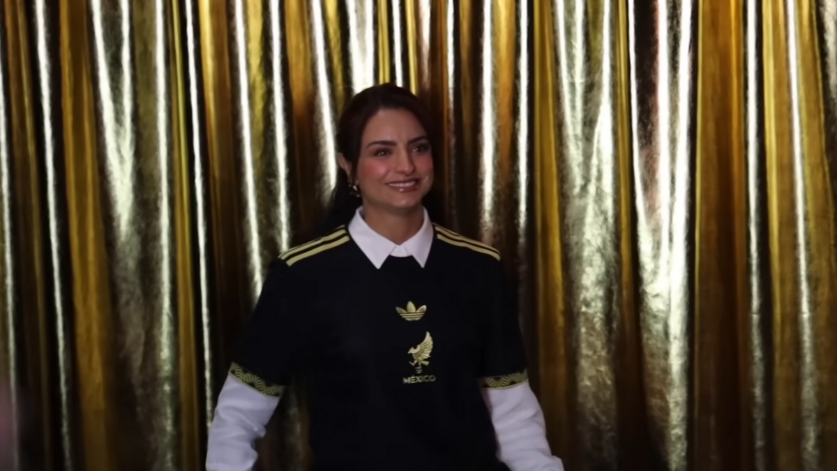 Aislinn Derbez, वो अभिनेत्री जिसने मशहूर पिता की छाया से अपनी पहचान बनाई