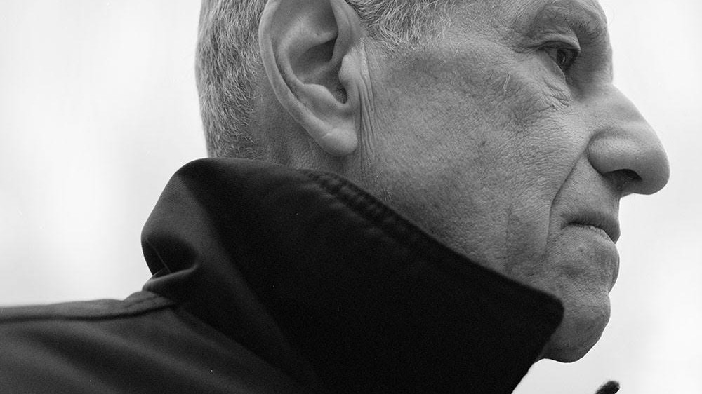 The painter Alex Katz photographed in profile in Berlin, 2006