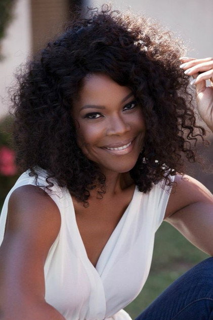 Angela Robinson dans le rôle de Renee