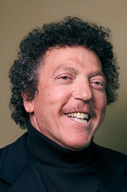 Mohamed Grayaâ como Ismael