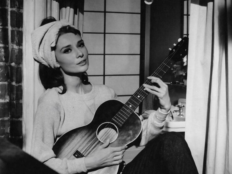 Audrey Hepburn: Das Kind des Krieges, das Eleganz erfand