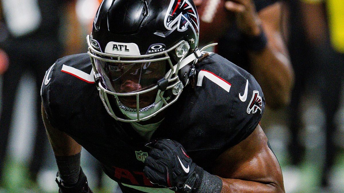 Bijan Robinson, el running back mejor pagado de la NFL: el verdadero problema de los Falcons sigue en el quarterback