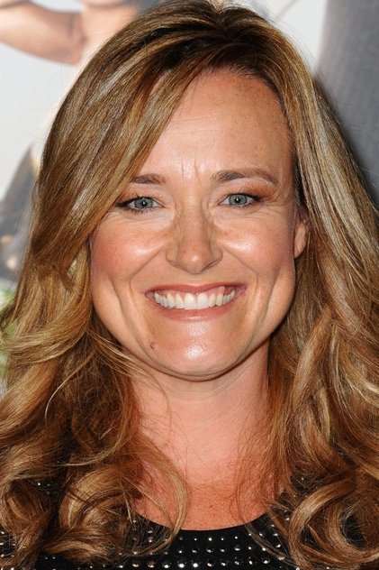 Jennifer Irwin como Sheila