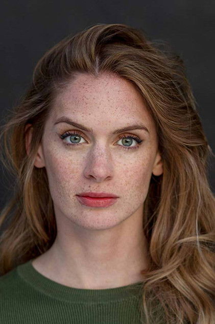 Hanneke Talbot como Paula