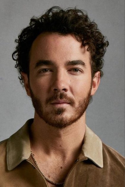 Kevin Jonas como Jason Gray
