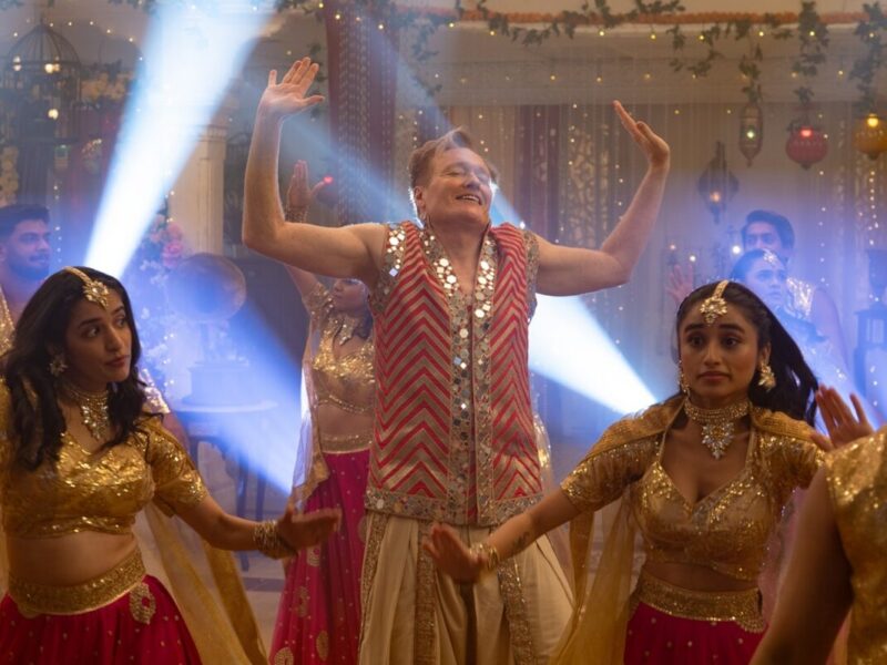 ポッドキャストの約束が世界を旅するテレビへ：HBO「Conan O’Brien Must Go」シーズン3がインドとモロッコへ