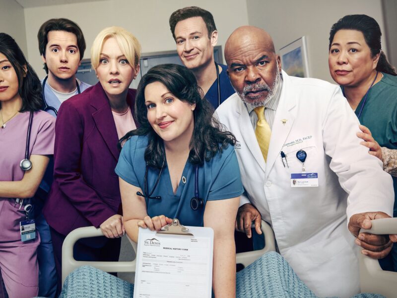 Damon Wayans Went From TV’s Most Dangerous Show to Its Gentlest — Now He’s on ‘St. Denis Medical’