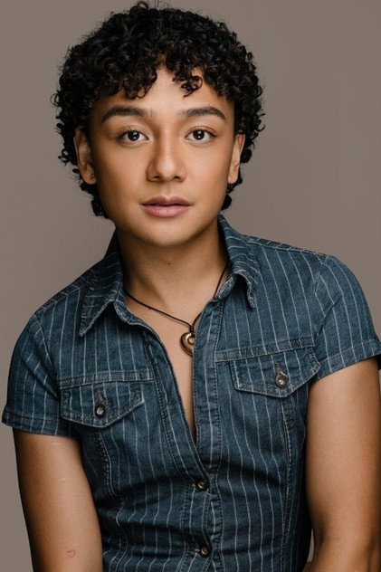 Nikko Angelo Hinayo como Sully