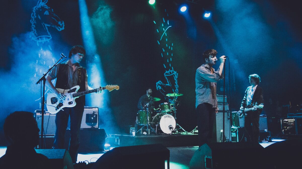 Fontaines D.C. portano brani inediti nel loro set da headliner a Reading