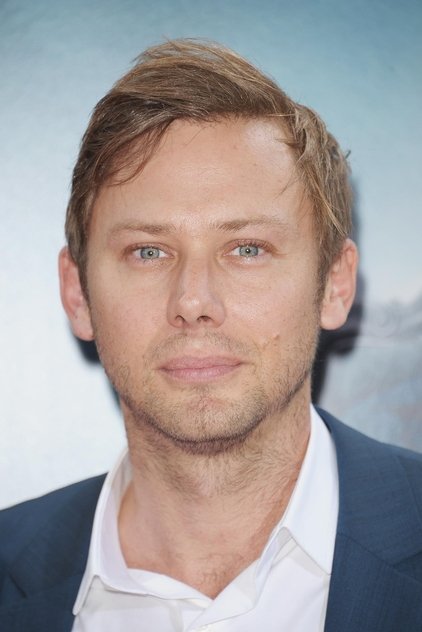 Jimmi Simpson nel ruolo di Ryan Holder