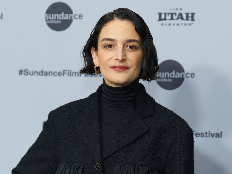 Jenny Slate, die Komikerin, die aus einem Live-Fauxpas eine ganz eigene Sprache machte