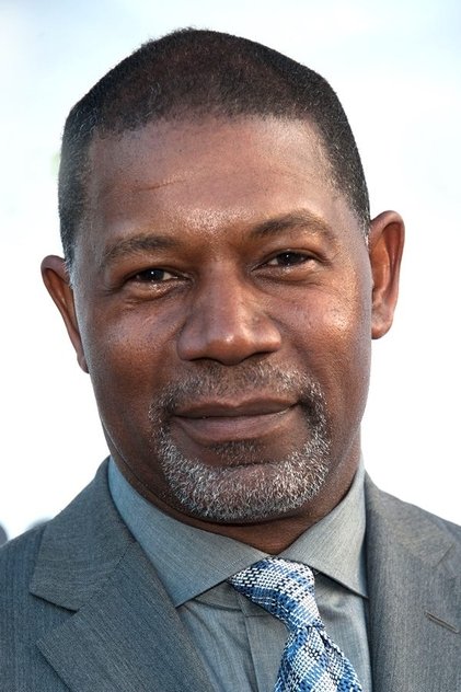 Dennis Haysbert como Ed