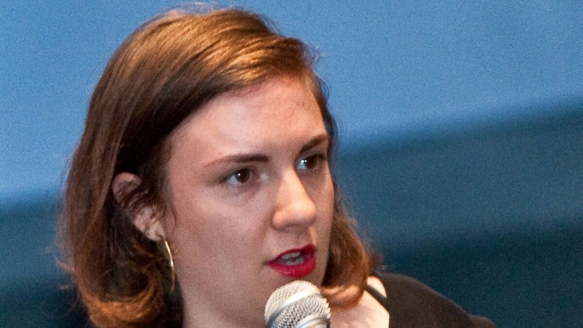 Lena Dunham, Christina’s World and the Body Andrew Wyeth Hid