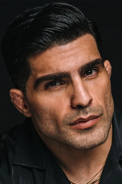 Soroush Helali as Bujar