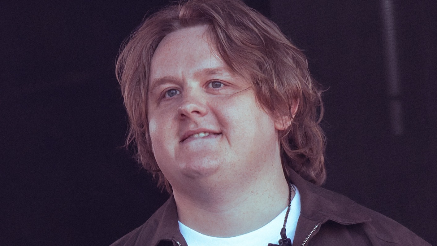 "Lewis Capaldi"