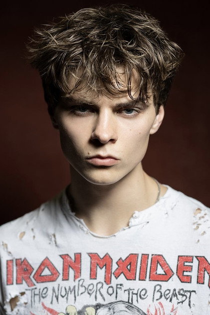 River Codack como Damon