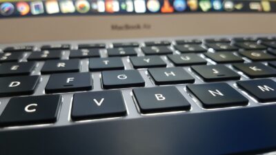 MacBook Air keyboard closeup — Iliescu Victor / Pexels