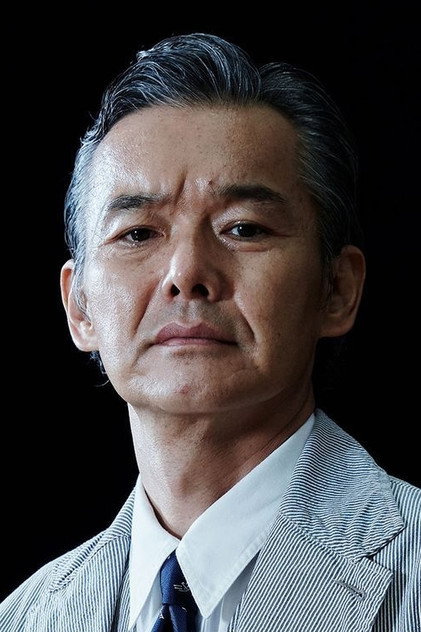 Atsuro Watabe as Arata Toyama