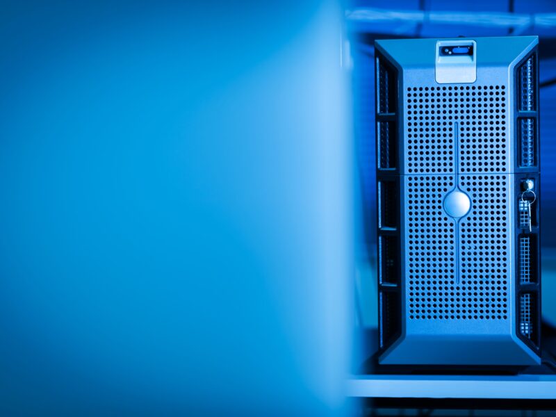코어위브(CoreWeave), 1040억 달러 수주 잔고 보유 — 분기 이자만 6억4천만 달러